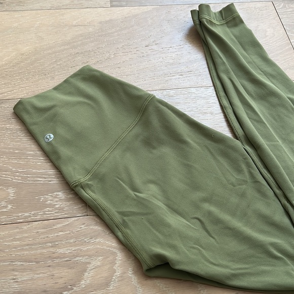 Lululemon align leggings bronze green high rise 28” size 4 - Picture 4 of 5